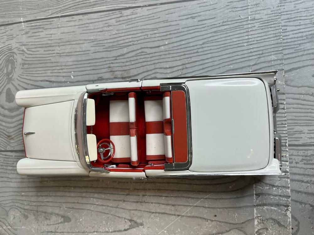 The Franklin Mint, Precision Models: 1957 Ford Sky Liner, Red Convertible - Like New