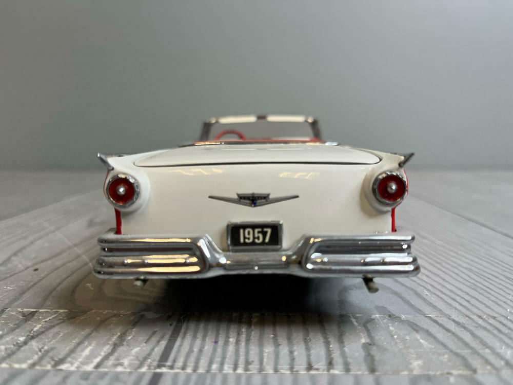 The Franklin Mint, Precision Models: 1957 Ford Sky Liner, Red Convertible - Like New