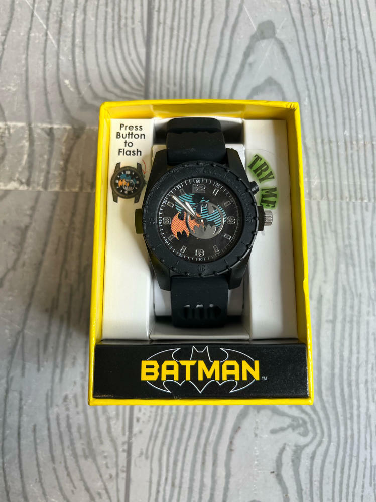 DC Comics Batman Flashing Bat Signal Dial Black Digital Wrist Watch New In Box