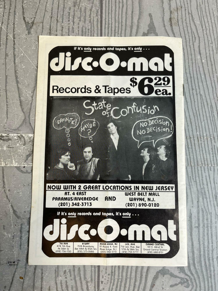 1983 The Kinks Ray Davies Rock & Roll Concert Program Meadowlands Arena Jersey - Good