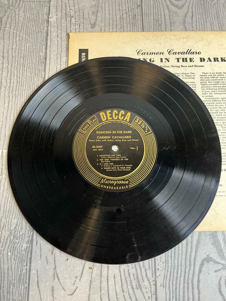 Carmen Cavallaro "Dancing in the Dark" 10" Vinyl LP DECCA DLP-5007 33rpm 1949 - Good