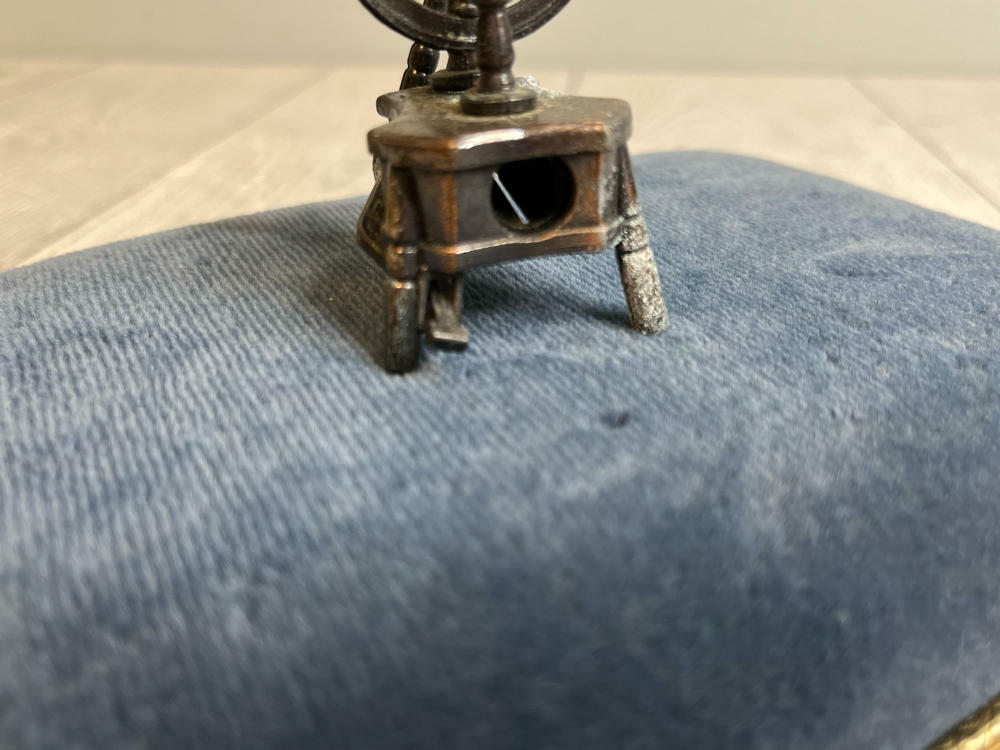 Vintage Miniature Wool Flax Spinning Wheel Mechanical Pencil Sharpener - Good