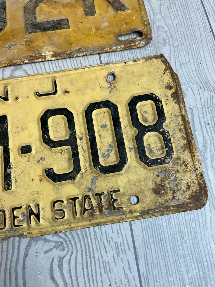 Antique New Jersey Car Black License Plate NJ Old Auto Tags 1948 - Good