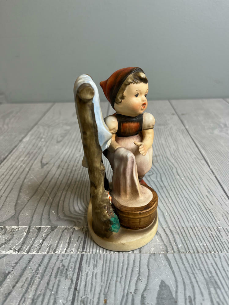 Napco Figurine of Girl with Bandana Stamped "Wash Day" and AH10 1950s Sticker - Good
