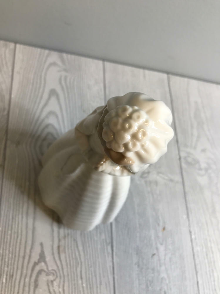 NAO by Lladro Vintage Praying Girl Holy Communion Confirmation Spanish - Good