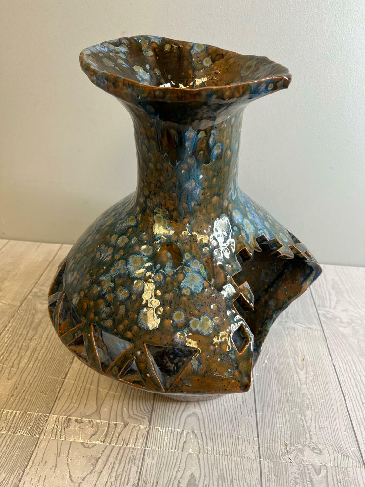 UNIQUE!!! Handcrafted Floating Vase Leon Kula-Like Home Decor Candle Display - Good