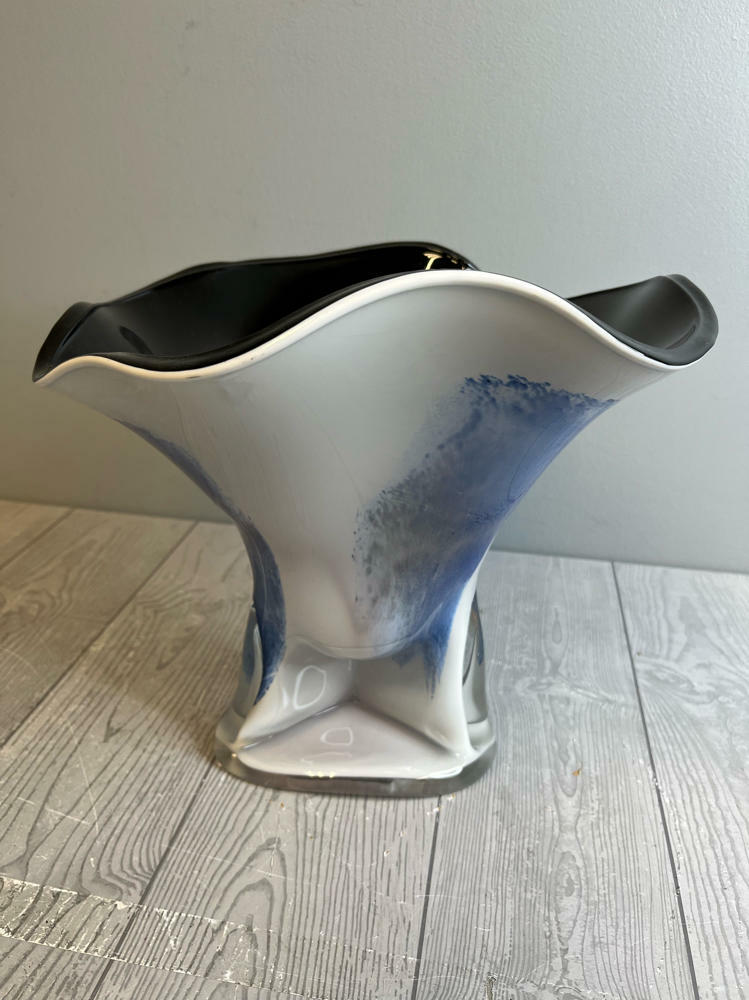 Vulcan Free Form Art Glass Vase Made Poland Black Purple Pink White Blue Mauve - Good