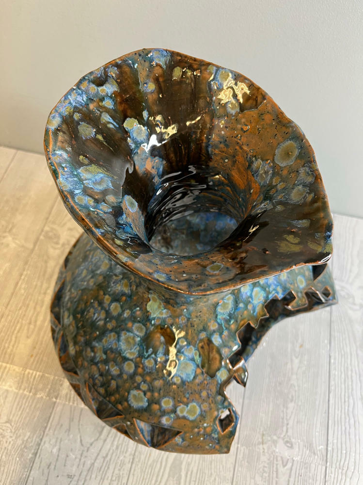 UNIQUE!!! Handcrafted Floating Vase Leon Kula-Like Home Decor Candle Display - Good