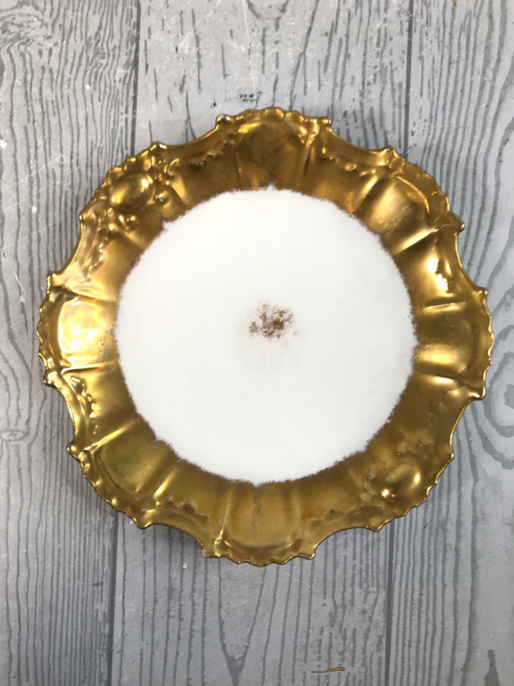 Set of 12 ANTIQUE LS & S LIMOGES FRANCE GOLD SNOWFLAKE PATTERN PORCELAIN  BOWLS - Good