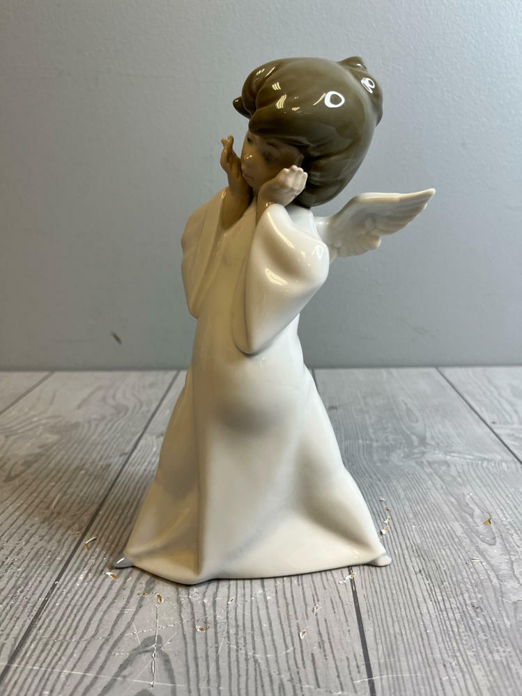 Vintage Lladro Mime Mimico Angel Figurine Retired #4959 Dark Hair Wings Gown - Good