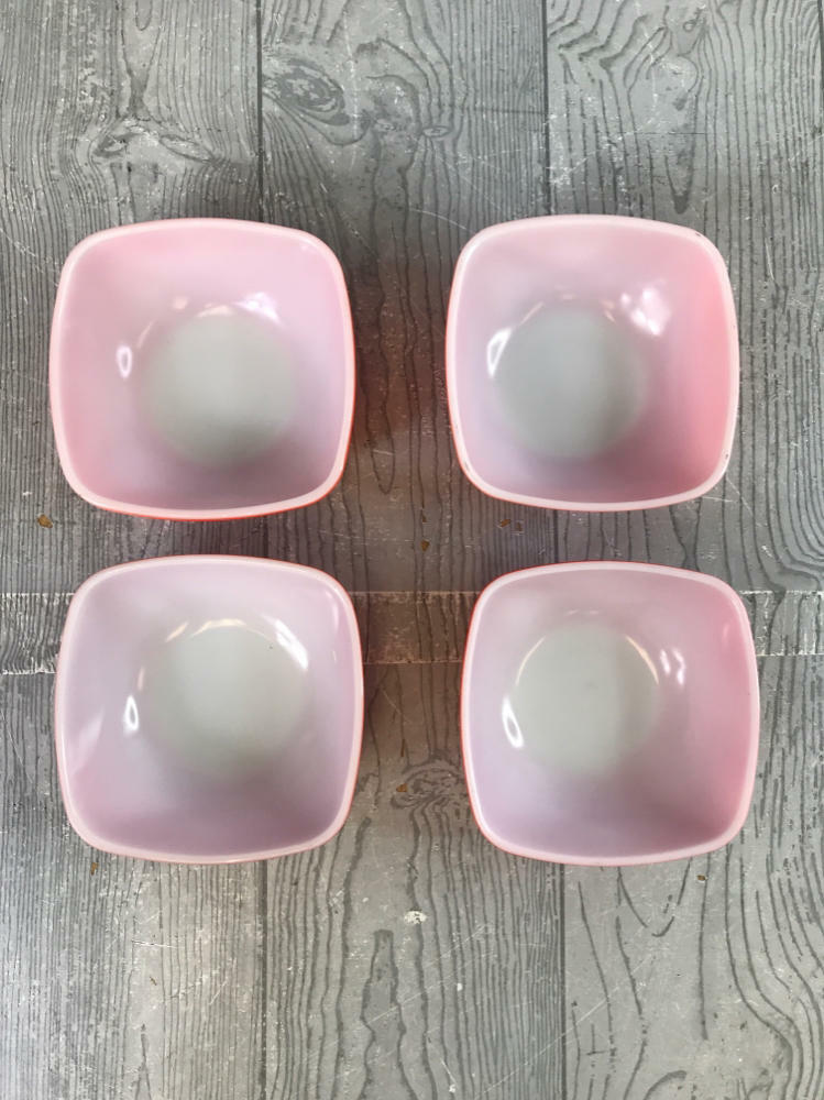Set of 5 Vintage Pyrex Red Square Bowls - 1 Large 2.5 Qt - 4 Small 12 Oz Bowls - Good