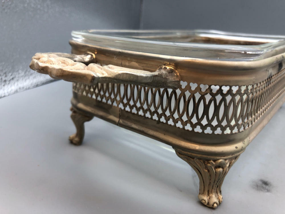 PYREX PLATE W SILVER HOLDER BREAD OR MEAT LOAF GLASS DISH - 1 1/2 Qt Dish - Good