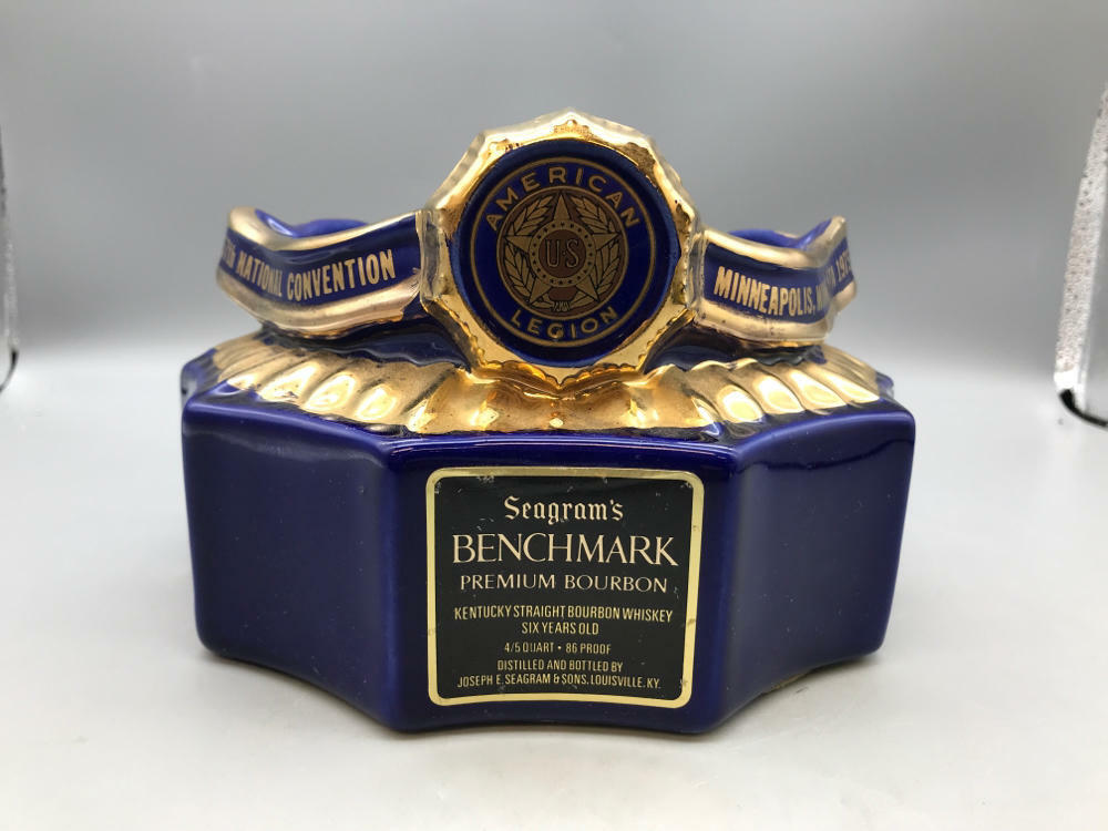 1975 Seagram's Benchmark American Legion Minneapolis Convention Bottle Display - Good