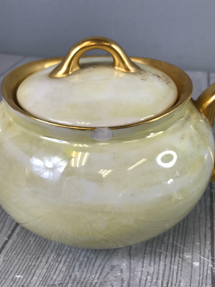 Set of 12 Yellow & White Iridescent Tea Set - 7 Saucers, 4 Cups, 1 Tea Pot - Good