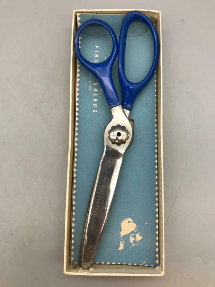 Vintage Metroloy Blue Handle Stainless Steel Pinking Shears - In Original Box - Good