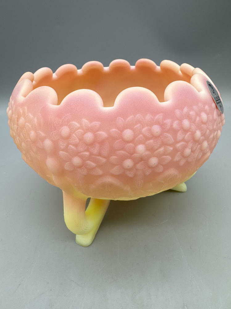 Fenton Pink Fenton's Flowers Burmese Glass Rose Bowl with Label / Sticker - Good