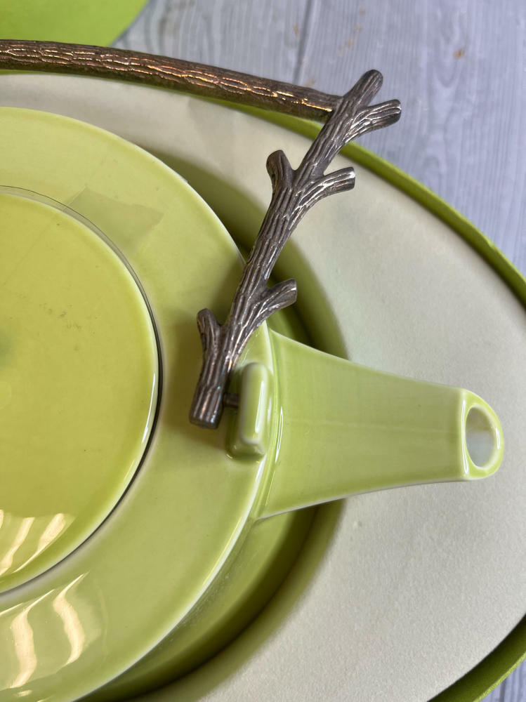 Villeroy & Boch Tea Delight Lime Green with Brass Branch Handle in Original Box - Good