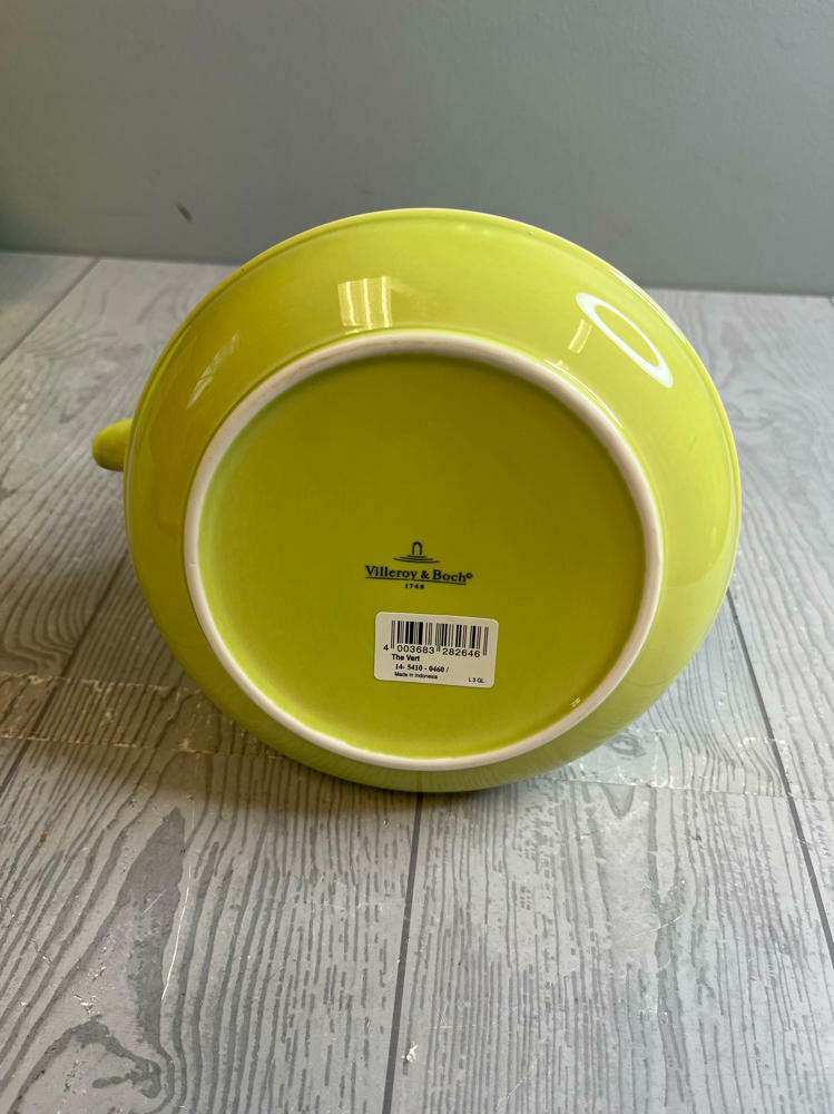 Villeroy & Boch Tea Delight Lime Green with Brass Branch Handle in Original Box - Good