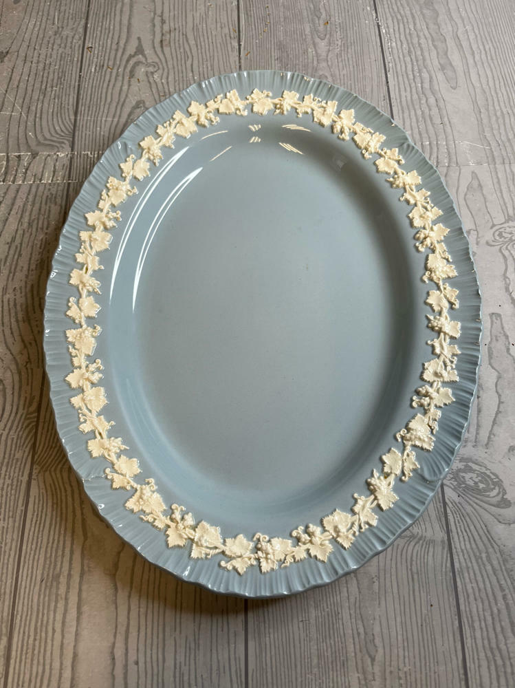 Wedgwood Queensware High Gloss Blue Serving Tray with White Floral Trim - Good