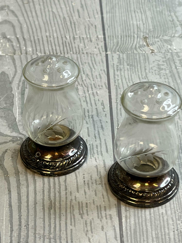 Quaker "Hurricane" Salt & Pepper Shakers #703 Pattern Etched Glass Sterling Tops - Good