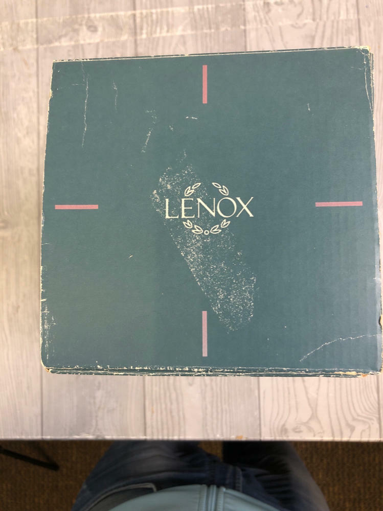 Set of 4 Lenox Statuesque Flutes in Original Box