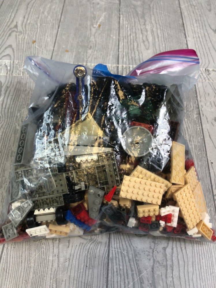 2 Pound Lot of Multicolor Mixed Matched Lego Blocks and Pieces - Building Toys