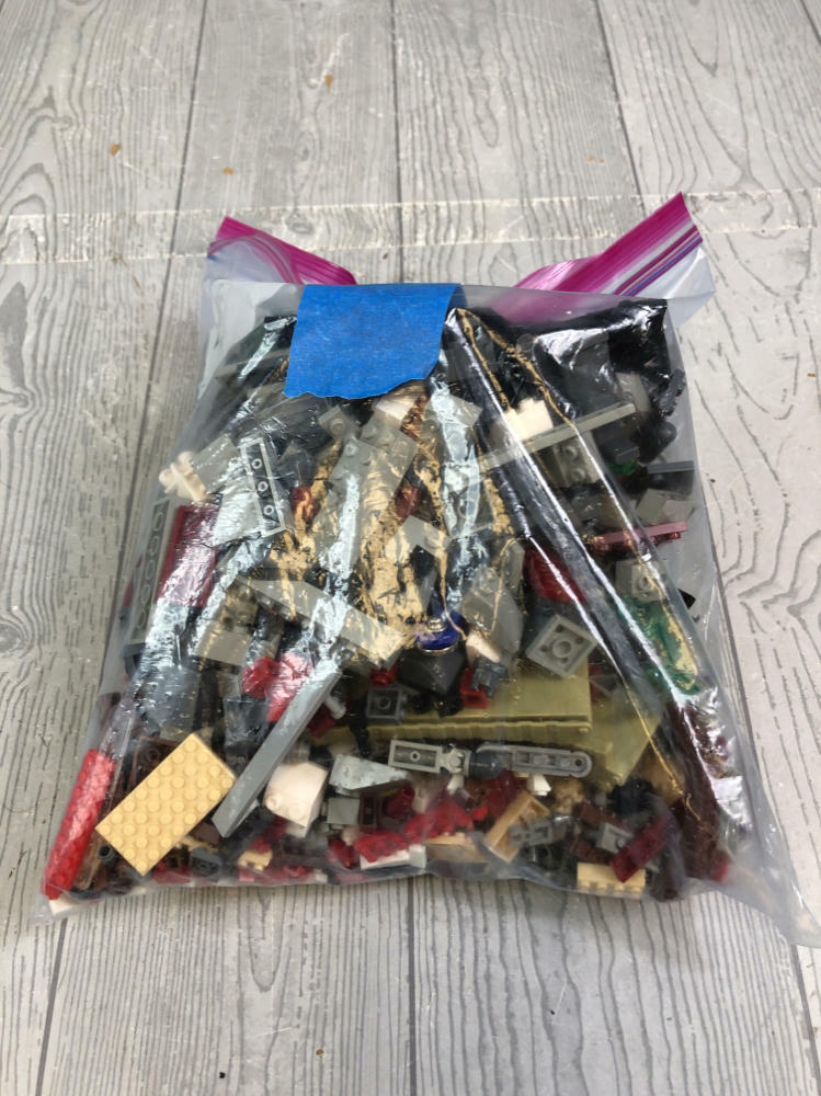 2 Pound Lot of Multicolor Mixed Matched Lego Blocks and Pieces - Building Toys