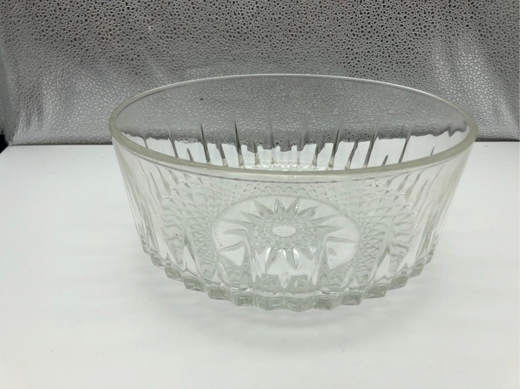 Bowl Unbranded Clear Glass Decorative Cut Design