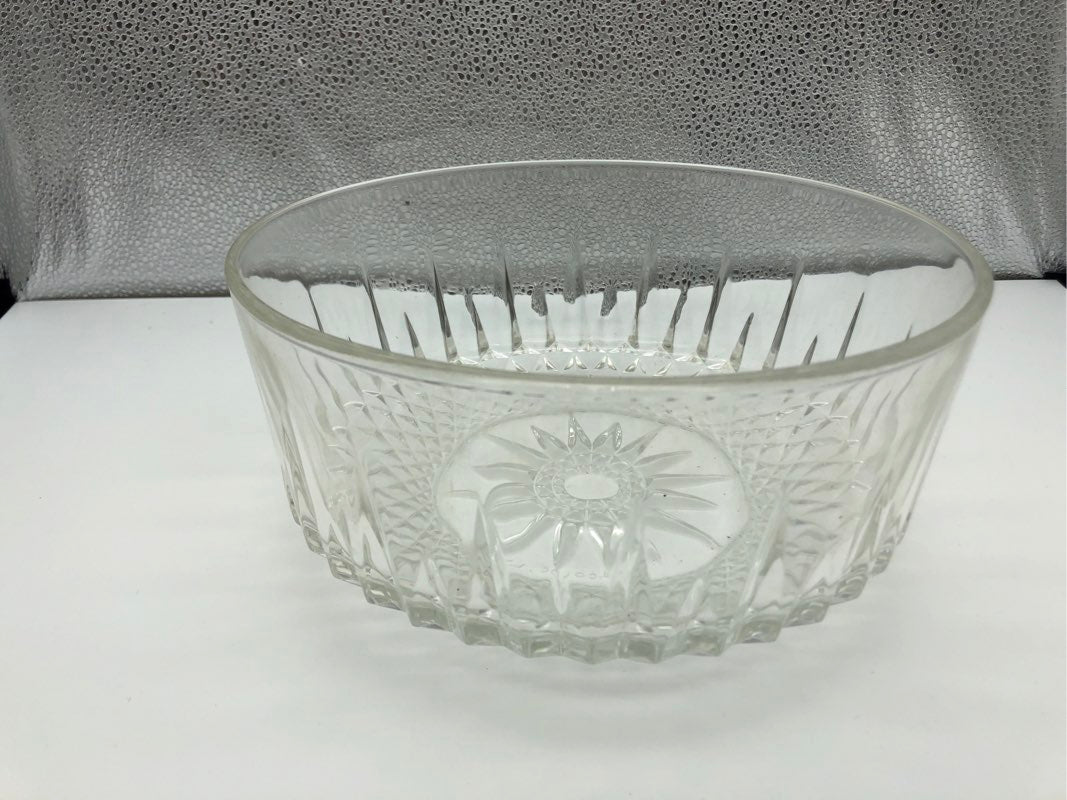 Bowl Unbranded Clear Glass Decorative Cut Design