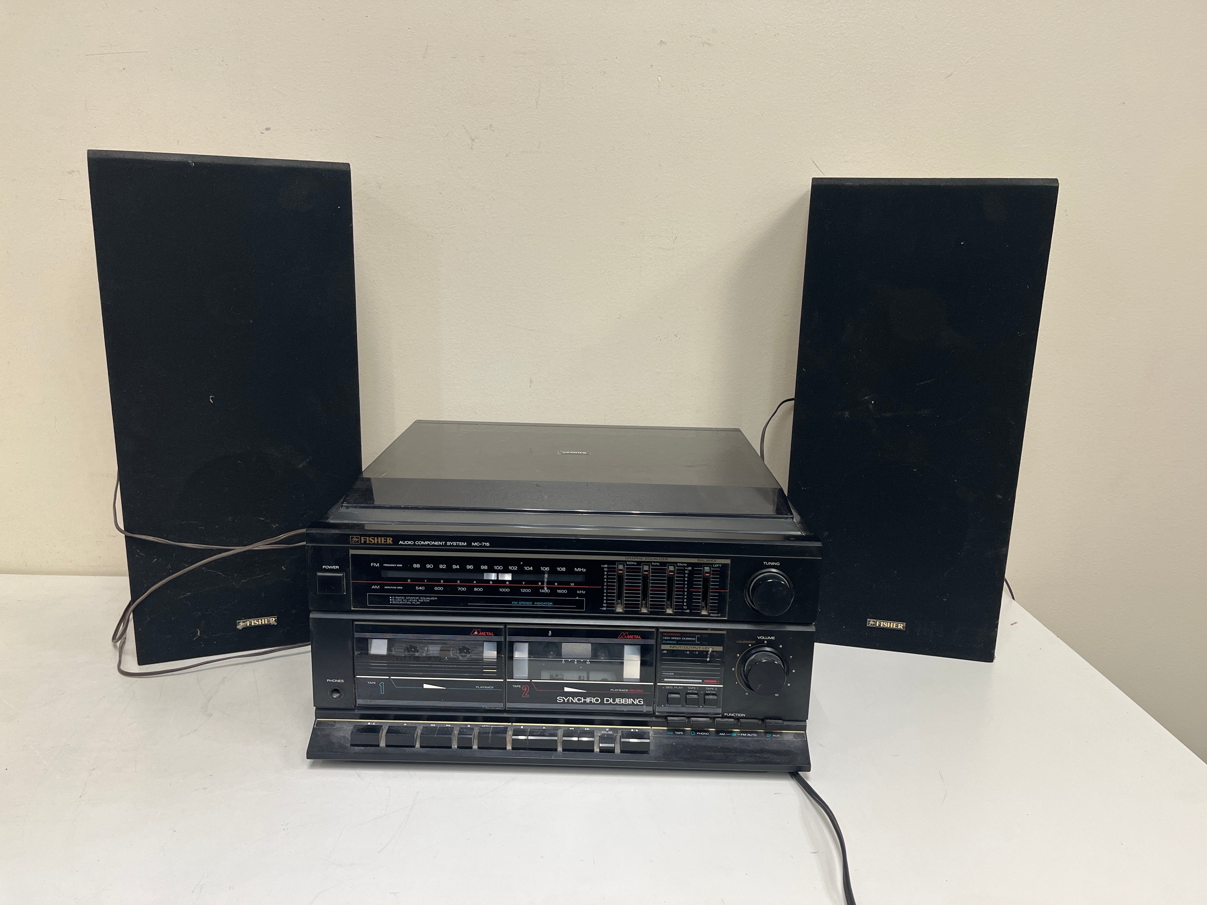 Fisher MS-1077 Speaker System with MC-715 Stereo Audio Component - Untested