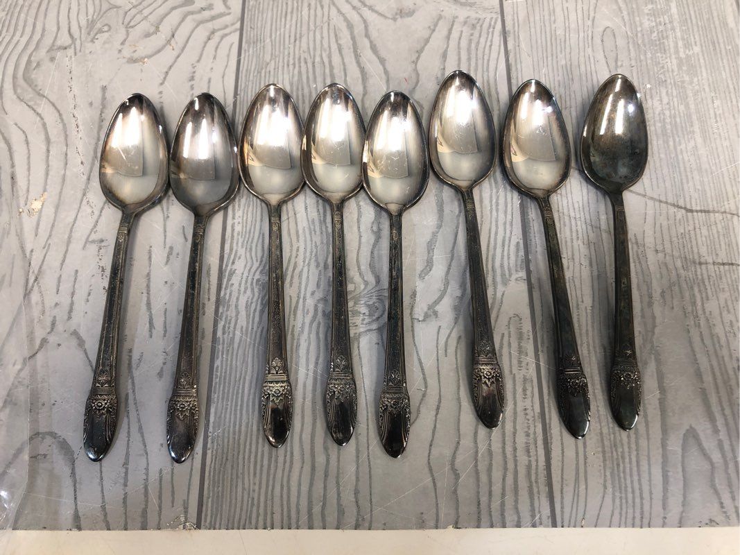 1847 Rogers Bros International Silver "First Love" Silver-Plated Teaspoons