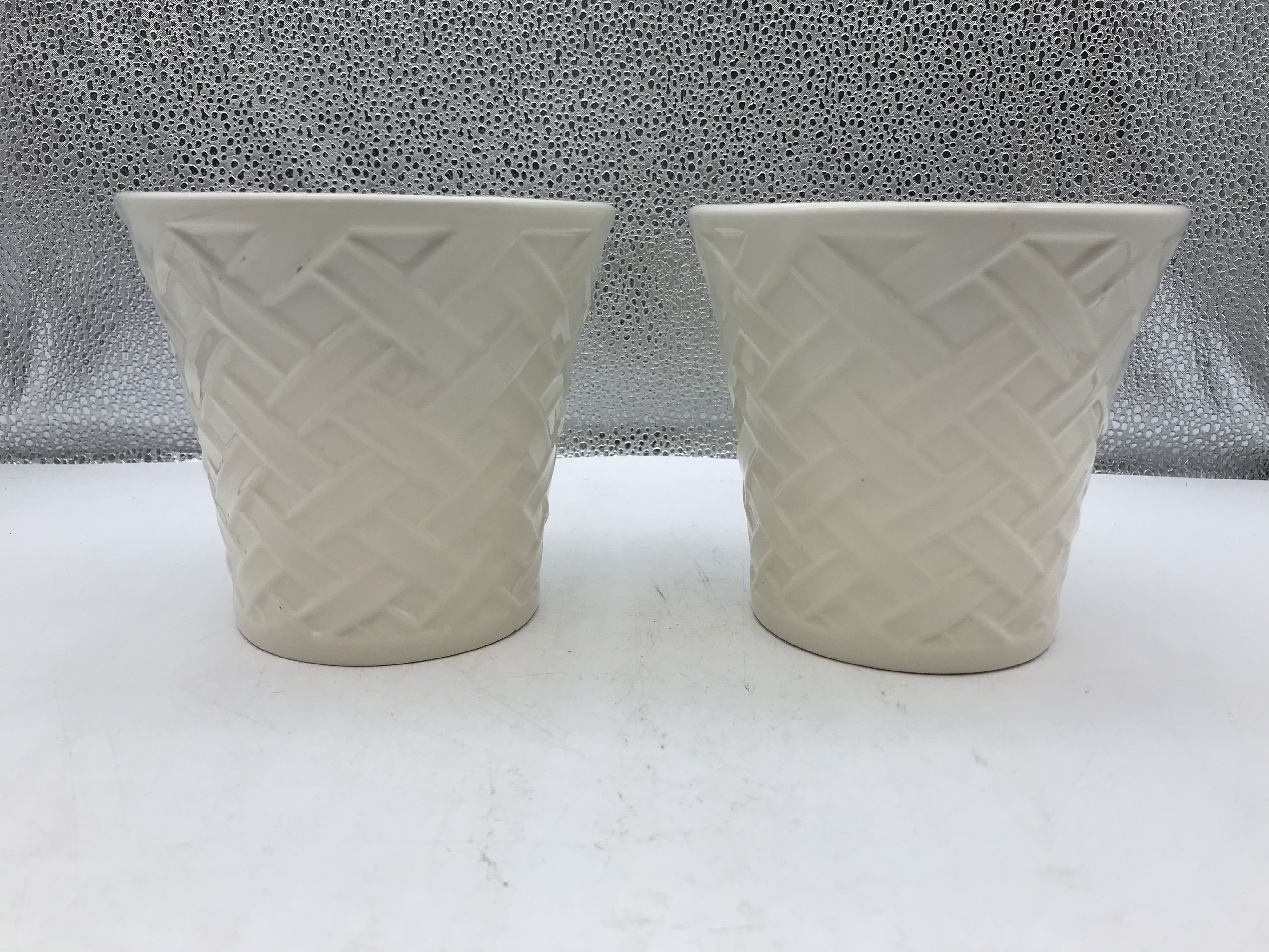 Bath & Body Works Ceramic Cream Colored Basketweave Design Small Planters