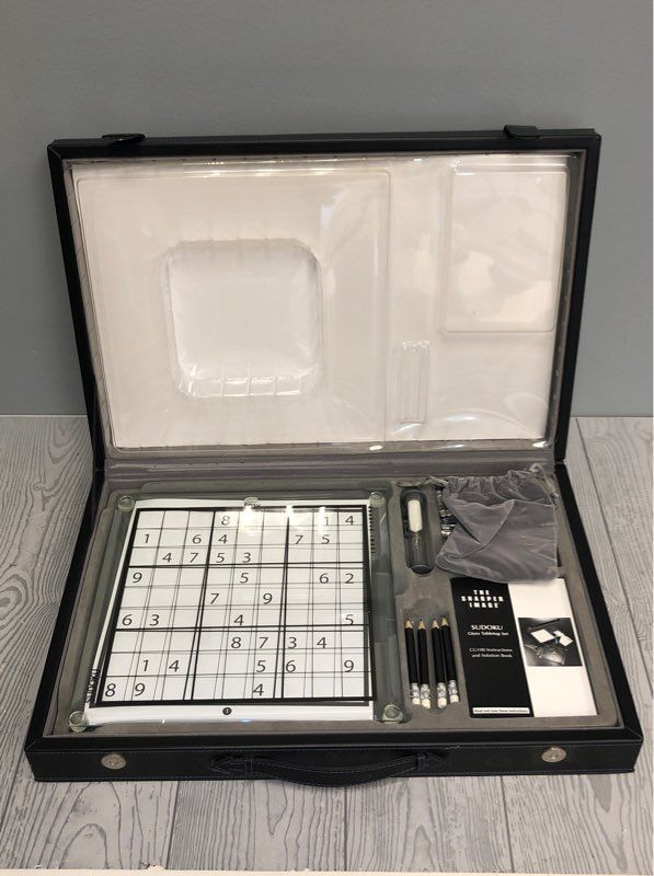 Sudoku Glass Tabletop Set CG100 by Sharper Image w/ Leather Carrying Case